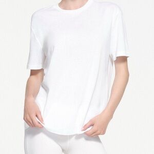 SKIMS white T-shirt